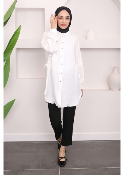 Beyaz Yan Detaylı Tunik