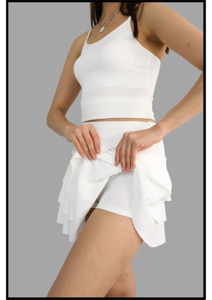 Içi Taytlı Kısa Etek Fırfırlı Model