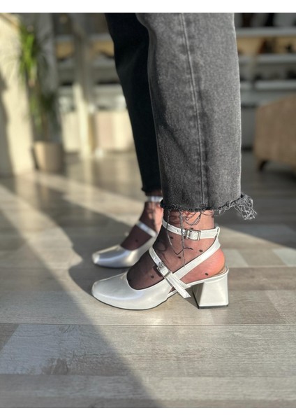 Karmen Bilekten Kemerli Kadın Ayakkabı modelleri