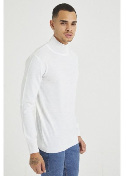 Erkek Slim Fit Yarım Balıkçı Yaka Basic Triko Kazak