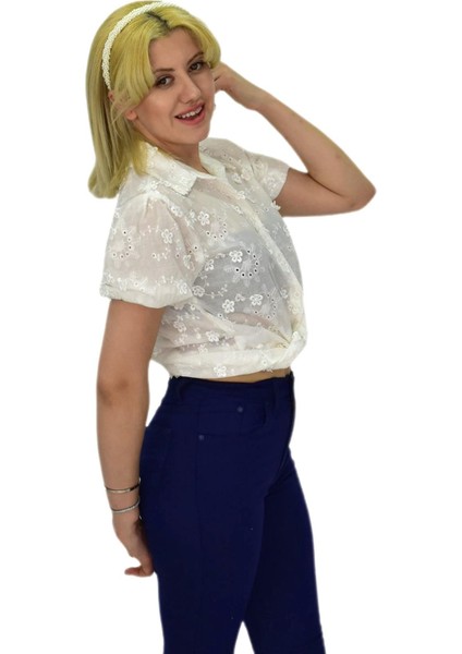 Kadın Brodeli Kısa Kol Bluz Bgl-St0371