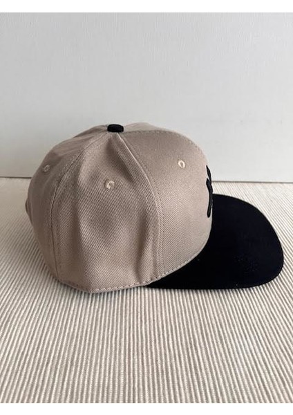 Ny Nakışlı Arkasından Ayarlanabilir Unisex Siyah-Bej Renk Hip Hop Şapka