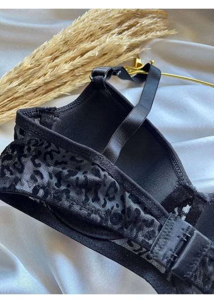 Leopar Siyah Desenli Desteksiz Boş Balenli Sütyen fırsatları