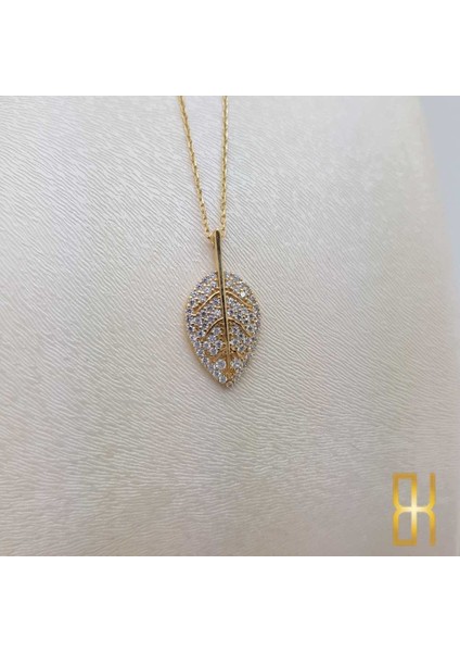 Taşlı Yaprak Kolye Altın fırsatları