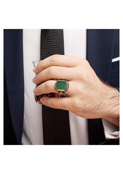Yeşil Akik Taşlı Tuğra Desenli Gümüş Erkek Yüzük fiyatları