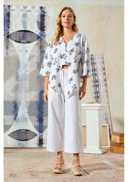 Yarasa Kol Çiçekli Gömlek Lacivert fiyatları