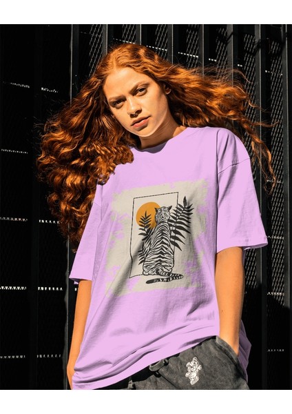Sunset Guardian Tasarım Relaxed Fit Kadın Önü Baskılı Tişört