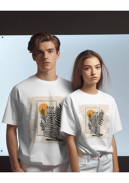 Sunset Guardian Tasarım Relaxed Fit Kadın Önü Baskılı Tişört fırsatları