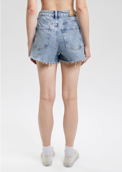 Cherry 90LAR Açık Mavi Jean ŞORT1410022-87069 fırsatları