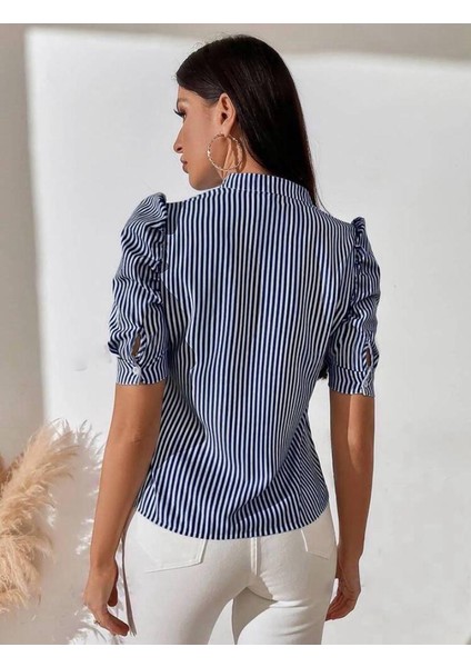 Kadın V Yaka Kısa Kol Çizgi Desenli Keten Kumaş Bluz (Renkli) fiyatları
