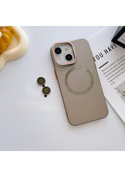 Apple iPhone 15 Uyumlu Kılıf Zebana Titanium Rubber Kılıf (Kablosuz Şarj Destekli) Natürel Titanyum