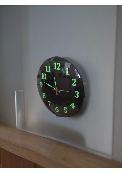 Fosforlu Gece Parlayan Duvar Saati Çap 35 cm 8 Adet Kek Kalıbı