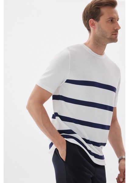 Lımıted Erkek Çizgili Bisiklet Yaka Rayon Triko Tişört Ekru fırsatları