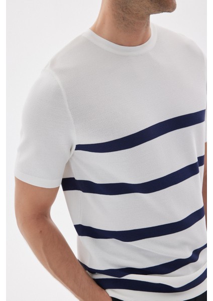 Lımıted Erkek Çizgili Bisiklet Yaka Rayon Triko Tişört Ekru indirimleri