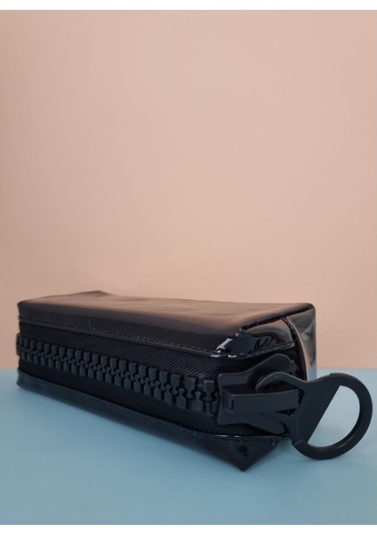 Bts BT21 Temalı Dev Fermuarlı Kalemlik Şeffaf Kalem Kutusu Çantası - Siyah fiyatları