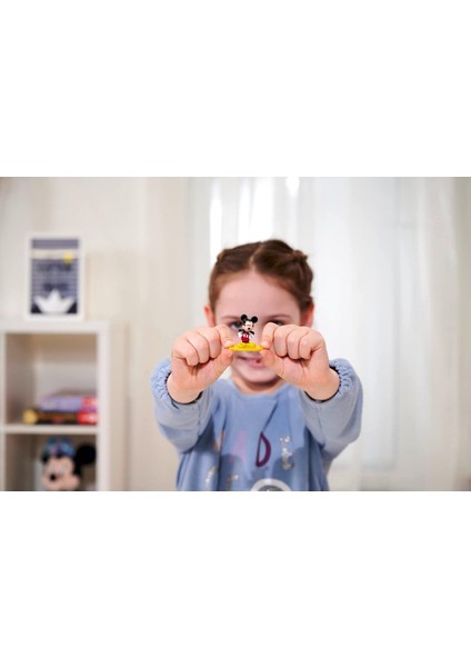 Disney 100. Yıldönümü Nano Sürpriz Figür Metal - 4 cm fırsatları