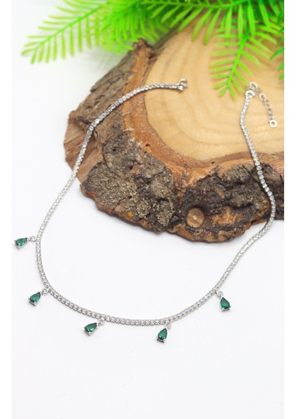 Zümrüt Taşlı Damla Model 925 Ayar Gümüş Su Yolu Gerdanlık Kolye 201023187 fiyatları