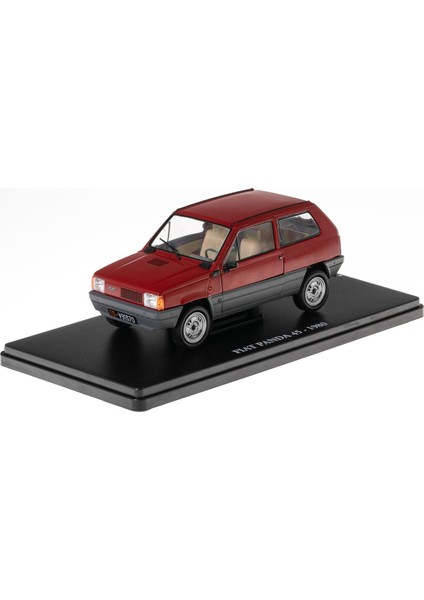 1:24 ATLAS1980 Fiat Panda 45