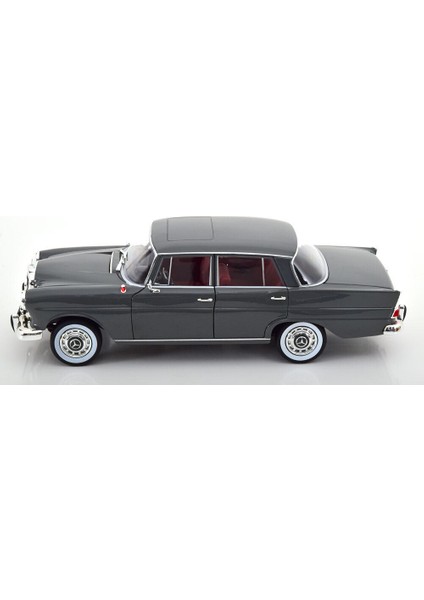 1:18 NOREV1964 Mercedes Benz 190D W110 -Grey fiyatları