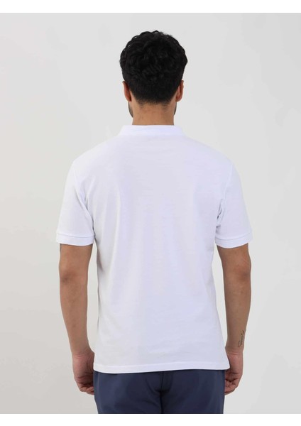 Beyaz Erkek Slim Fit Düz Bomber Yaka T-shirt indirimleri