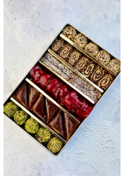 Gümüşhane Tomara Pestil Karışık, Metal Kutuda