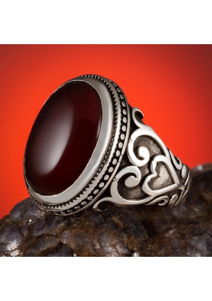Kalp Motifli Bordo Akik Taşlı Gümüş Erkek Yüzük