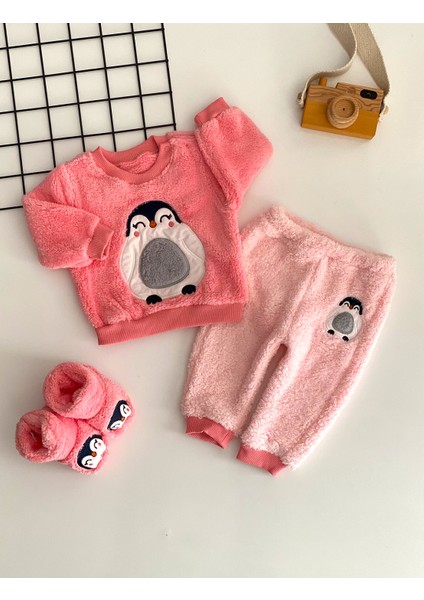 Neşeli Bebekler Penguen Nakışlı Desen Panduflu Welsoft Kumaş Takım Pembe