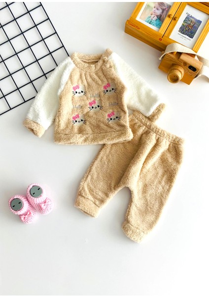 Neşeli Bebeklerimiz Hello Kitty Nakışlı Desen Welsoft Takım Kahve