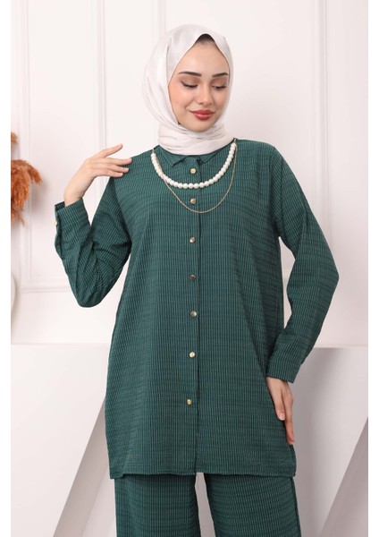 Zümrüt Yeşili Kolyeli Çizgili Tunik Pantolon Takım modelleri