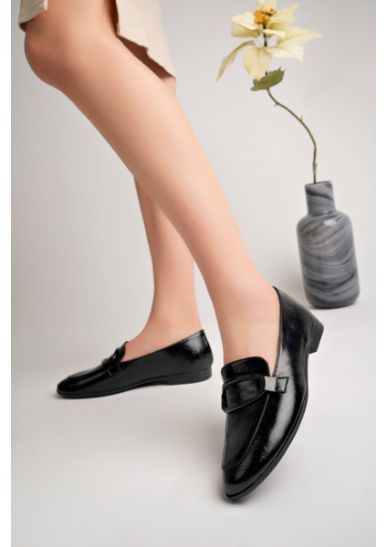 Kadın Deri Siyah Rugan Babet modelleri