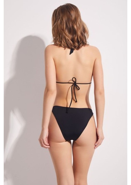 v Kesim Ince Kenar Altlı Ibor Aksesuar Detaylı Çıakrılabilir Kaplı Üçgen Bikini Takımı fırsatları