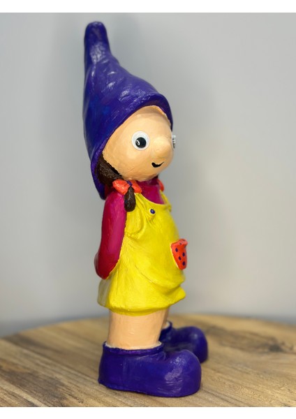 Iki Cadı Tasarım, Sevimli Cüce Kız - 27 cm