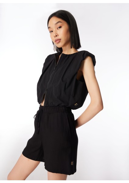 Crop Top Bisiklet Yaka Düz Örgü Desenli Siyah Kadın Gömlek C4SL-GML4003