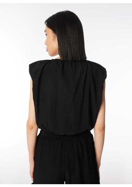 Crop Top Bisiklet Yaka Düz Örgü Desenli Siyah Kadın Gömlek C4SL-GML4003 indirimleri