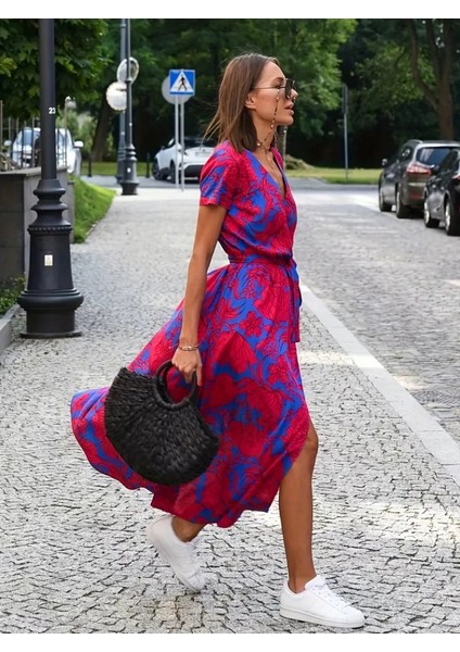 Kadın Kısa Kollu Kruvaze Yaka Beli Kuşaklı Çiçek Desen Midi Boy Süprem Elbise fırsatları
