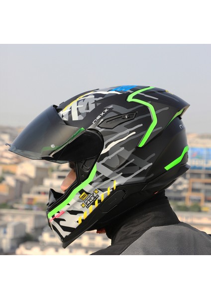 Y.100R Urbangram Mat Siyah Kask fırsatları