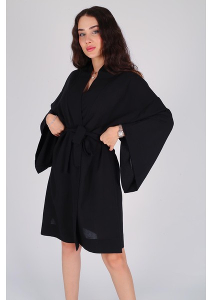 Kadın Siyah Bağlamalı Kısa Kimono