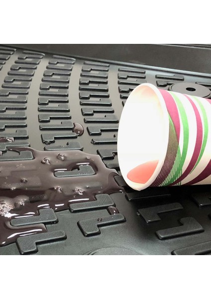 Volkswagen Yeni Tiguan 2024 Sonrası Paspas ve Stepneli - Üst Kademe Bagaj Havuzu Seti fiyatları