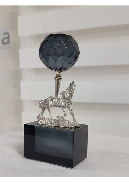 Rosabıancacasa Kristal Dekoratif Pimli At 18CM. modelleri