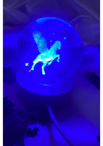 3D LED Işık Cam Küre Çok Işıklı Ahşap Unikorn Şahlanan At 6 cm Gece Lambası