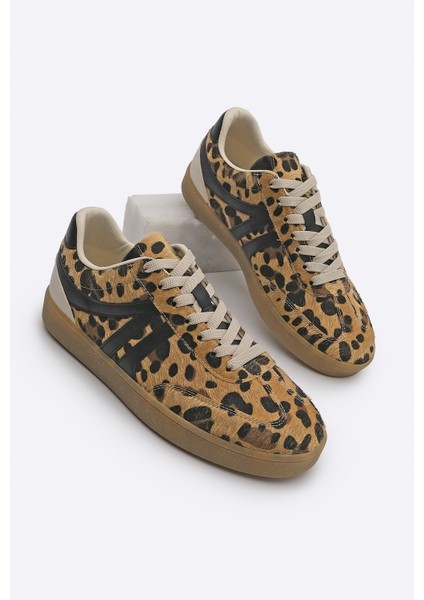 Kadın Sneaker Bağcıklı Düz Taban Spor Ayakkabı Tiyone Leopar