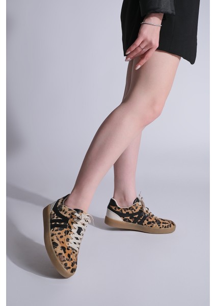 Kadın Sneaker Bağcıklı Düz Taban Spor Ayakkabı Tiyone Leopar fırsatları
