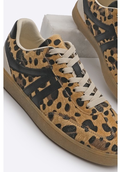Kadın Sneaker Bağcıklı Düz Taban Spor Ayakkabı Tiyone Leopar indirimleri