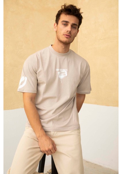 Erkek Ön ve Arka Baskılı Regular Fit T-Shirt modelleri