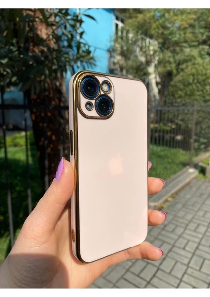 Vip Case Iphone 13 Gold Kenarlı Parlak Kamera Korumalı Yumuşak Silikon Bark Kılıf