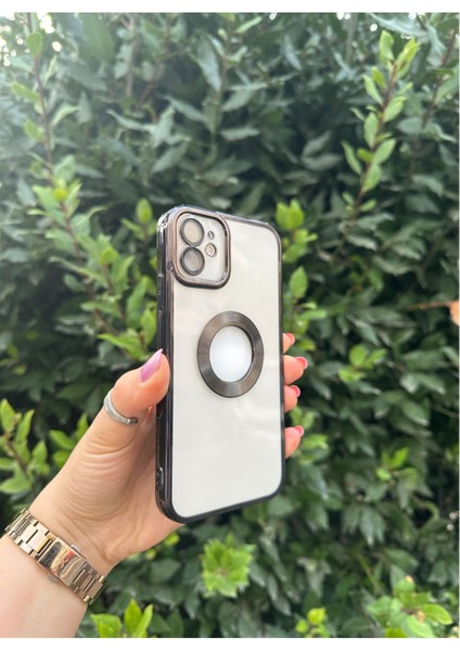 Vip Case Iphone 11 Logo Detaylı Kenarları Renkli Kamera Korumalı Luxury Omega Kılıf