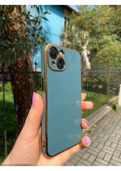 Vip Case Iphone 13 Gold Kenarlı Parlak Kamera Korumalı Yumuşak Silikon Bark Kılıf