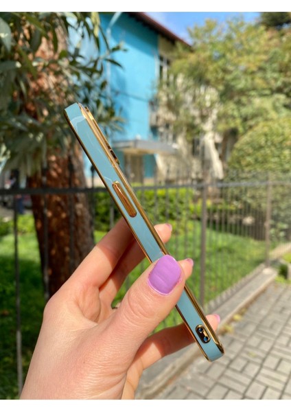 Iphone 13 Gold Kenarlı Parlak Kamera Korumalı Yumuşak Silikon Bark Kılıf