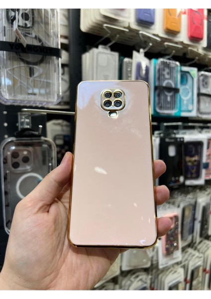 Xiaomi Redmi Note 9 Pro ve 9s Uyumlu Gold Kenarlı Parlak Kamera Korumalı Yumuşak Silikon Bark Kılıf