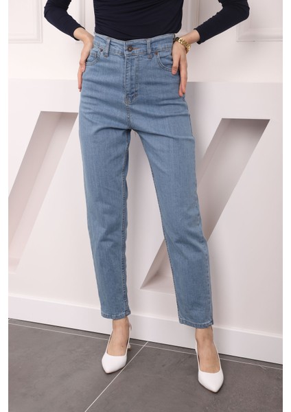 Mavi Yüksek Bel Mom Jeans Pantolon modelleri